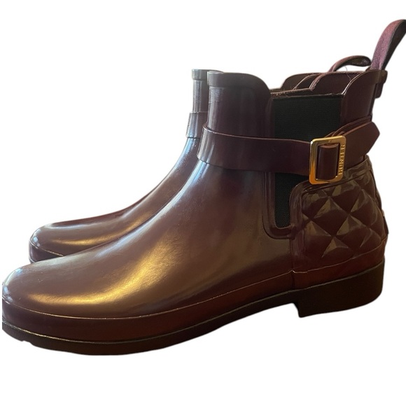 Hunter Shoes - New Hunter Refined Slim-Fit Quilted Gloss Chelsea Rain Boots Merlot Size 9